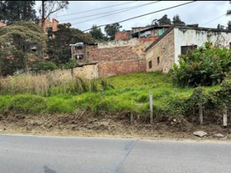 Casa Blanca Lote 5 carrera 76 # 150–03 Cód 94512
