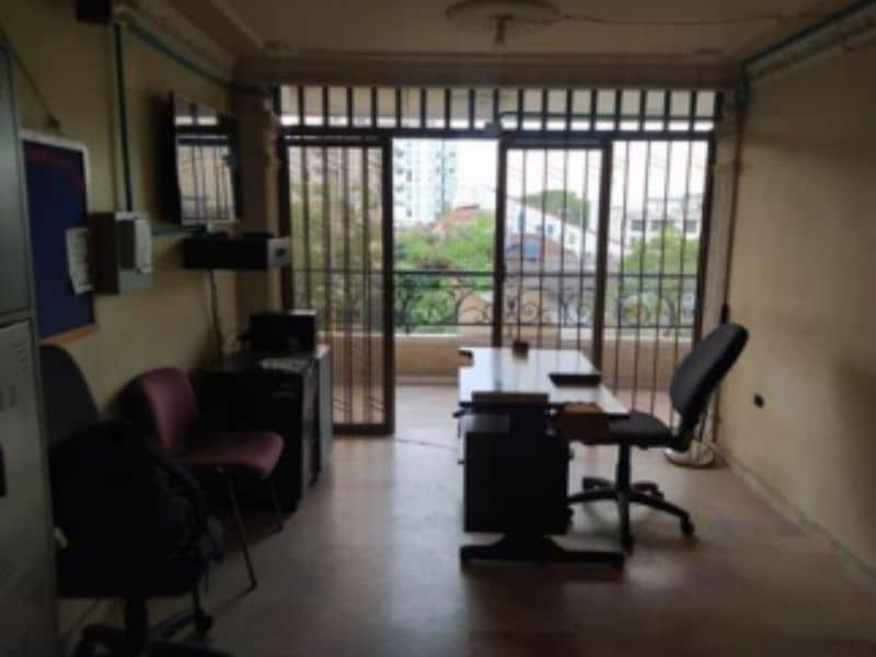 Edificio Serrato calle 8 # 27-45, 27–49 y 27–53 Cód 389040
